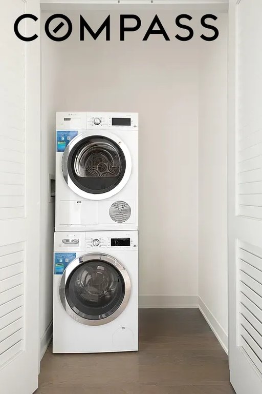 180 Front Street, Unit 12H photo 6