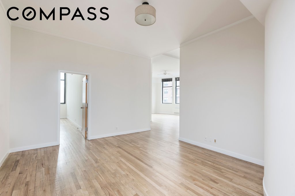 115 Fourth Avenue, Unit 5C photo 4