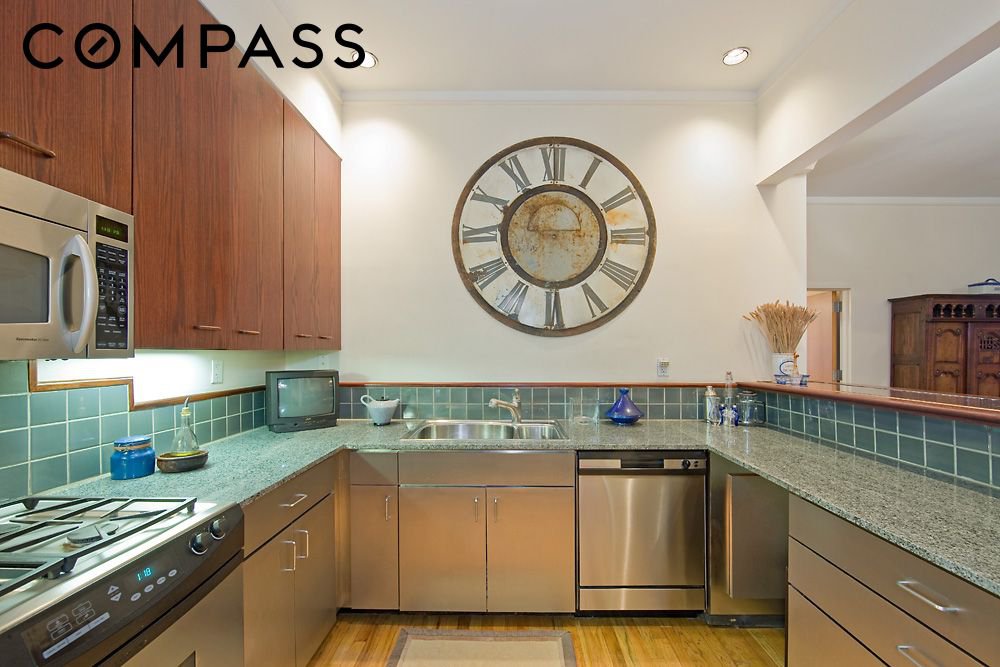 115 Fourth Avenue, Unit 5C photo 9
