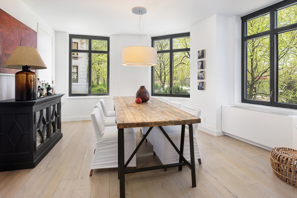 222 Riverside Drive, Unit 2B photo 4