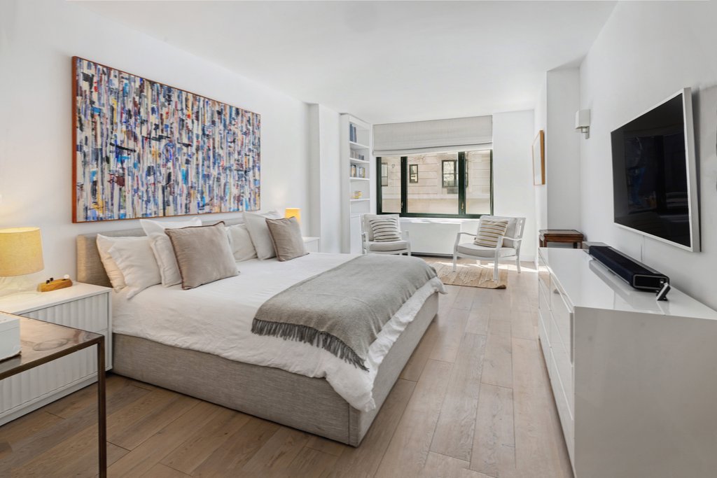 222 Riverside Drive, Unit 2B photo 6