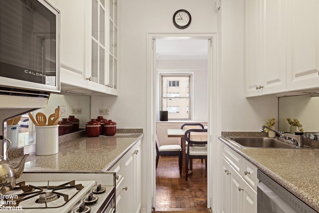 35 Park Avenue, Unit 12BC photo 4