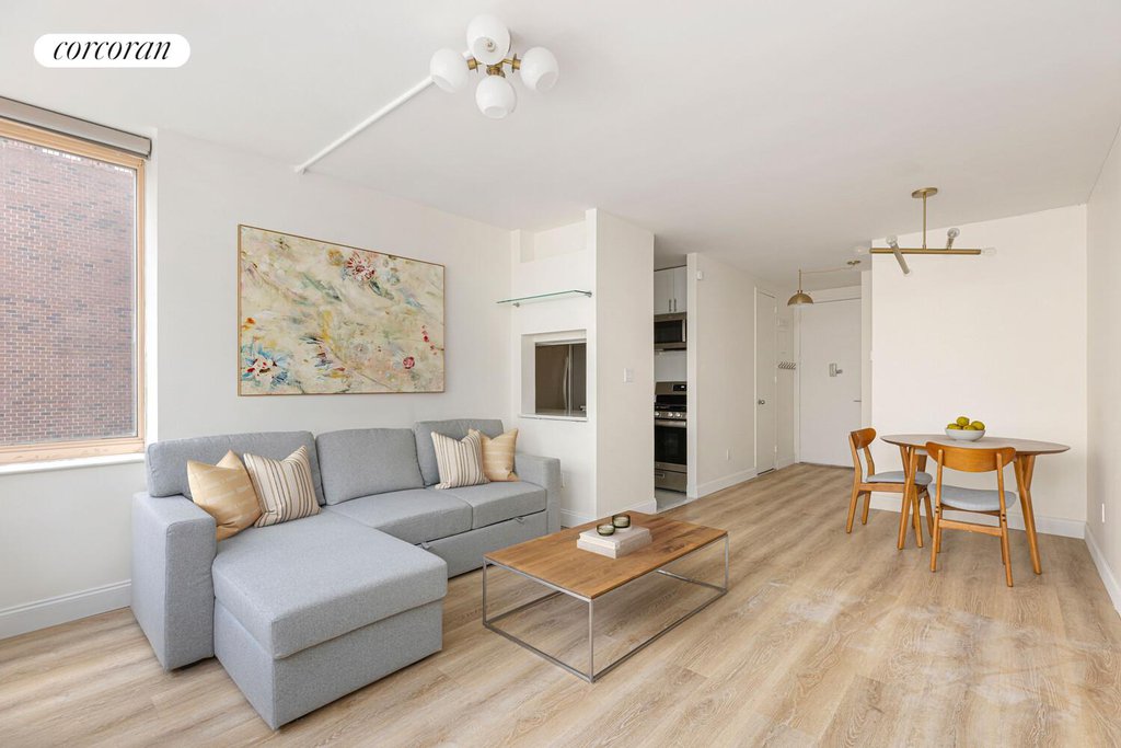 250 South End Avenue, Unit 11E photo 2