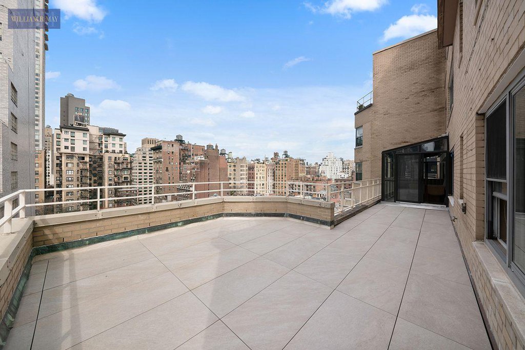 150 East 61st Street, Unit 15B photo 16