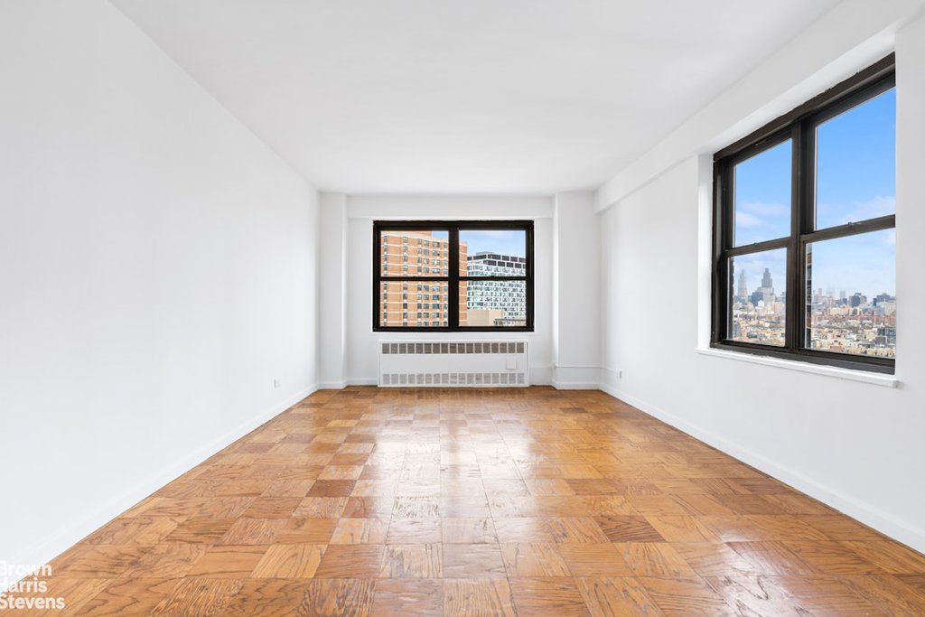 266 East Broadway, Unit B1804 photo 2