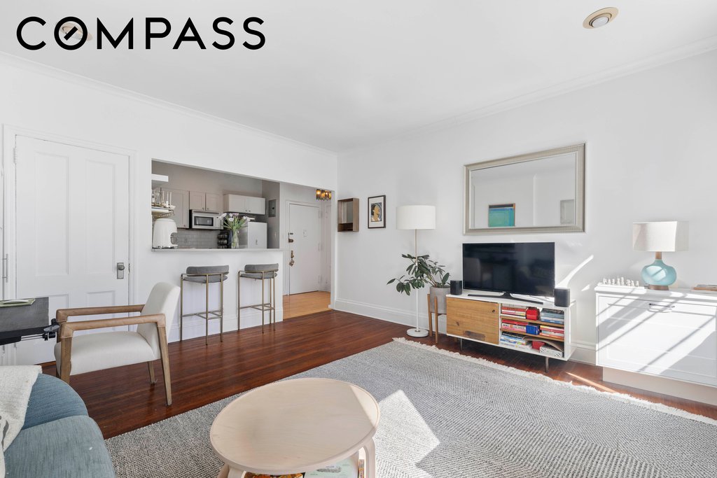 21 Monroe Place, Unit 5F photo 2