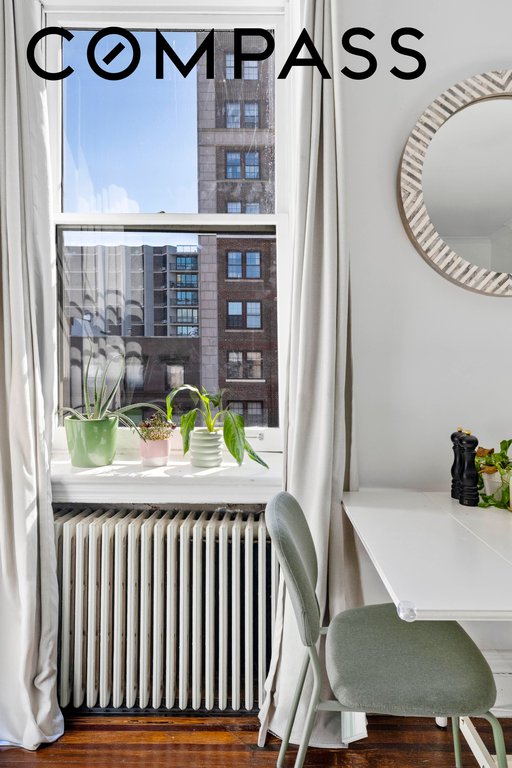 21 Monroe Place, Unit 5F photo 5