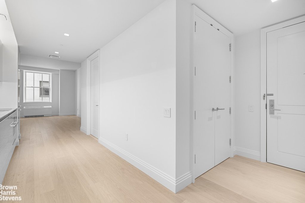 1 Wall Street, Unit 1517 photo 7