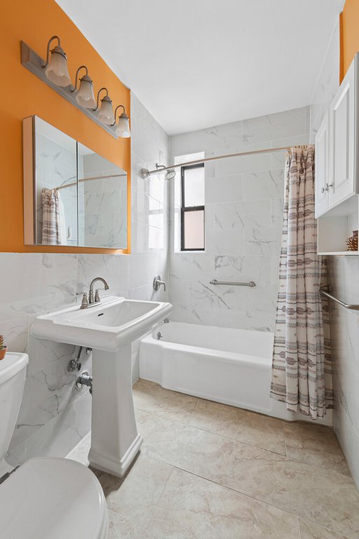 159-00 Riverside DRIVE WEST, Unit 3L photo 7