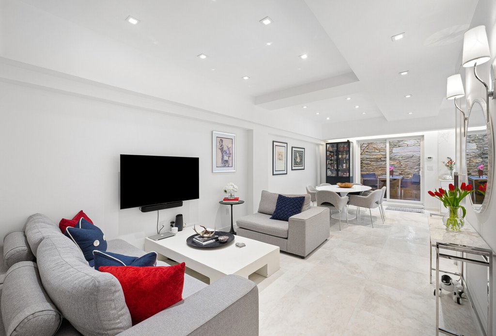 108 East 66th Street, Unit 1C