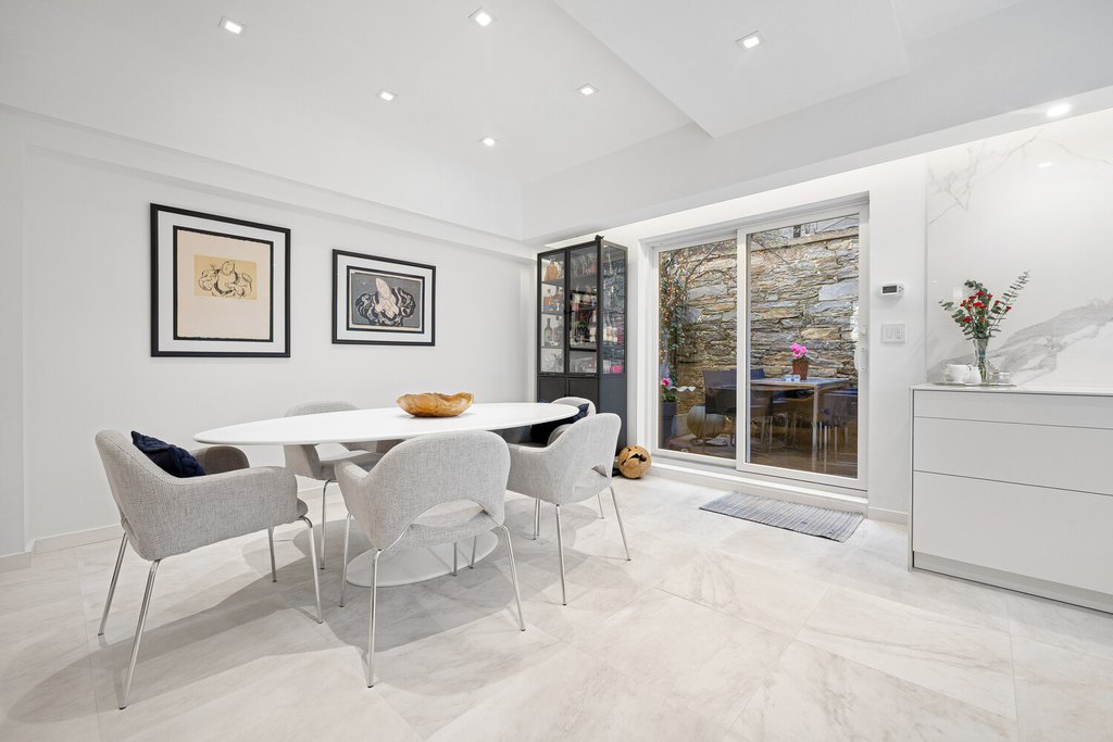 108 East 66th Street, Unit 1C photo 3