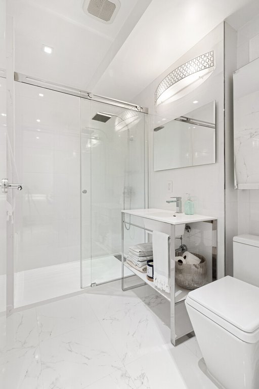 108 East 66th Street, Unit 1C photo 8