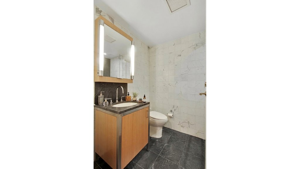 100 West 58th Street, Unit 12F photo 5