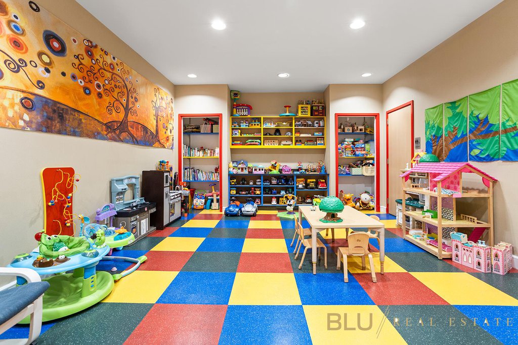 120 Riverside Boulevard, Unit 11L photo 11