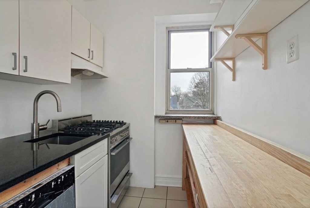 868 East 7th Street, Unit 3H photo 4