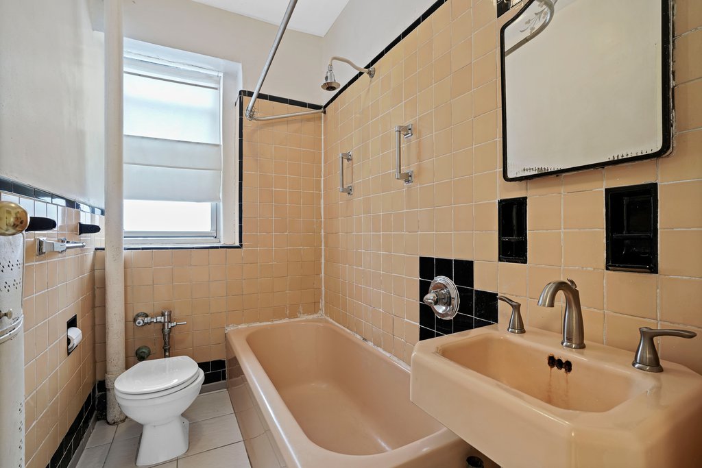 868 East 7th Street, Unit 3H photo 5
