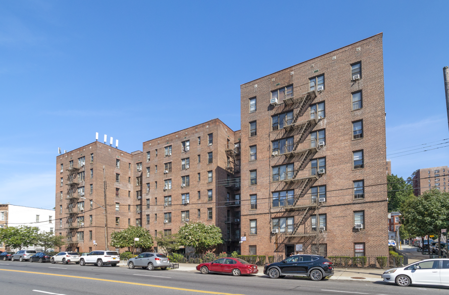 2860 Bailey Avenue, Unit 3L