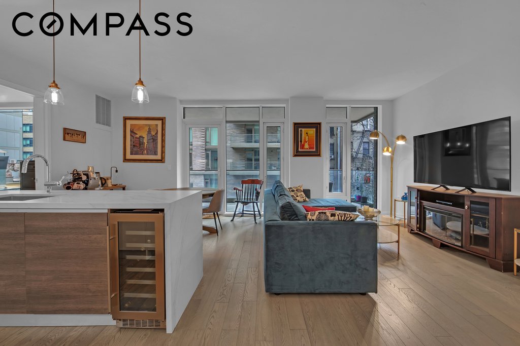 505-513  West 43rd Street, Unit 3M