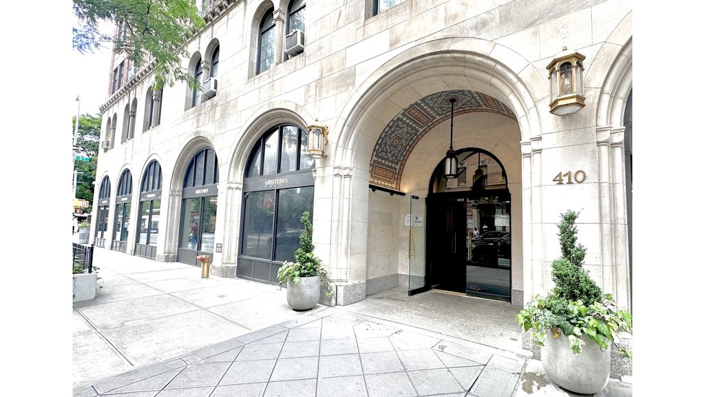 410 West 24th Street, Unit 15C photo 11