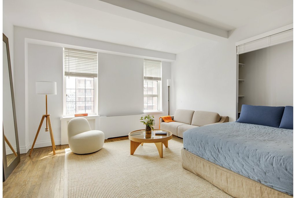410 West 24th Street, Unit 15C photo 6
