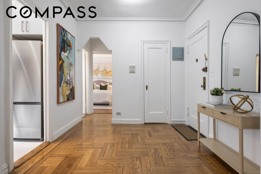350 Cabrini Boulevard, Unit 7N photo 6