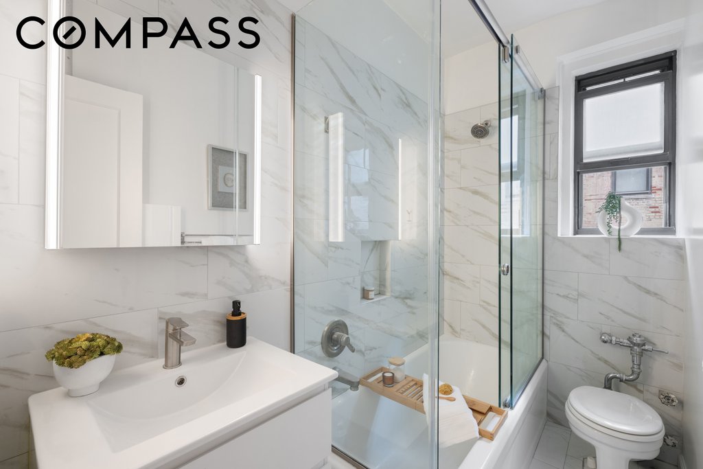 350 Cabrini Boulevard, Unit 7N photo 9