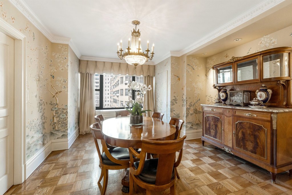 20 Sutton Place South, Unit 10/11A photo 11
