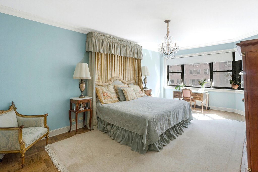 20 Sutton Place South, Unit 10/11A photo 17