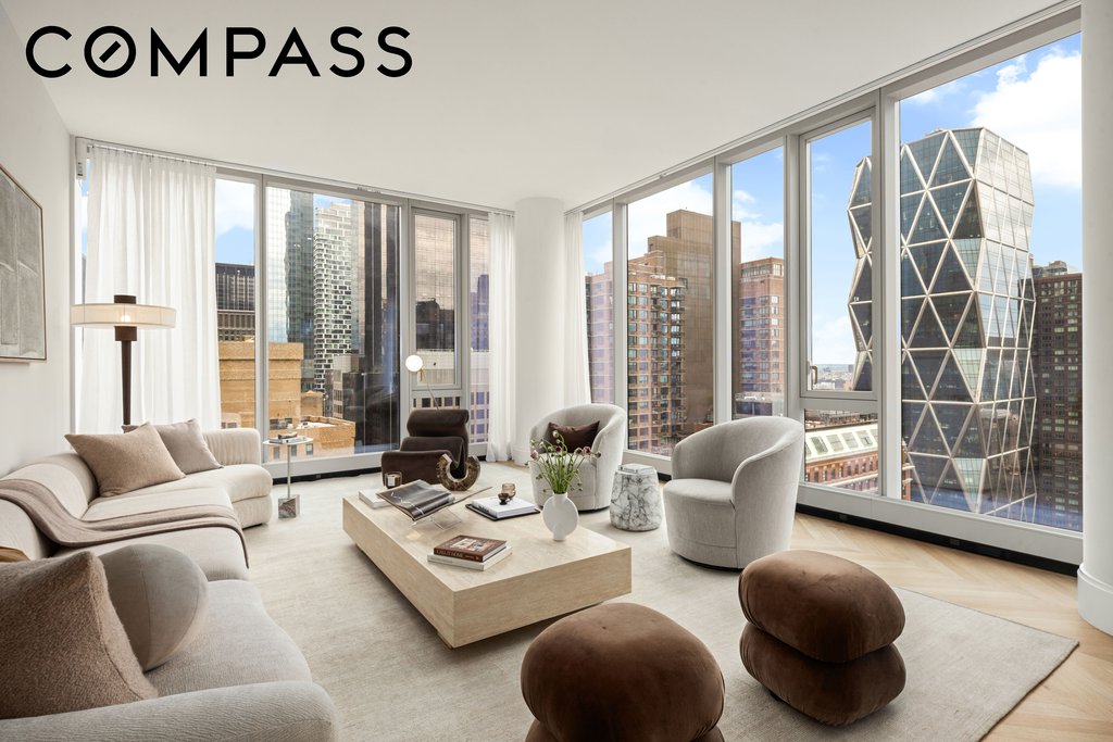 217 West 57th Street, Unit 34F photo 2