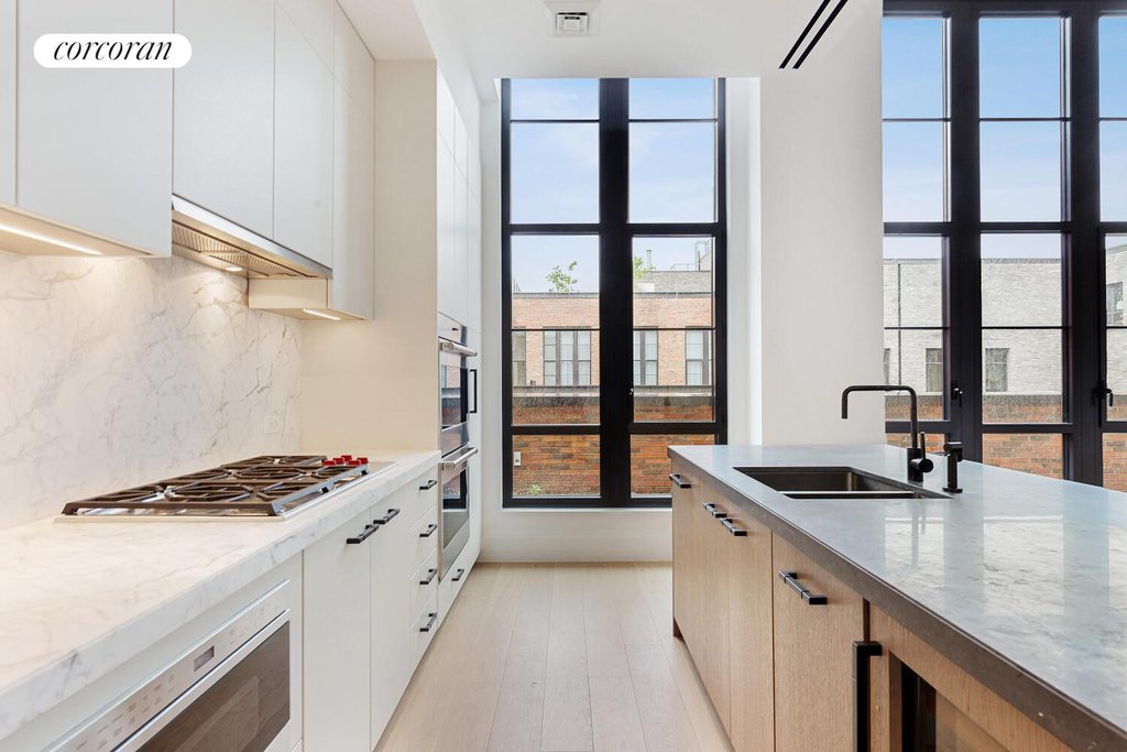 438 East 12th Street, Unit PHH photo 5