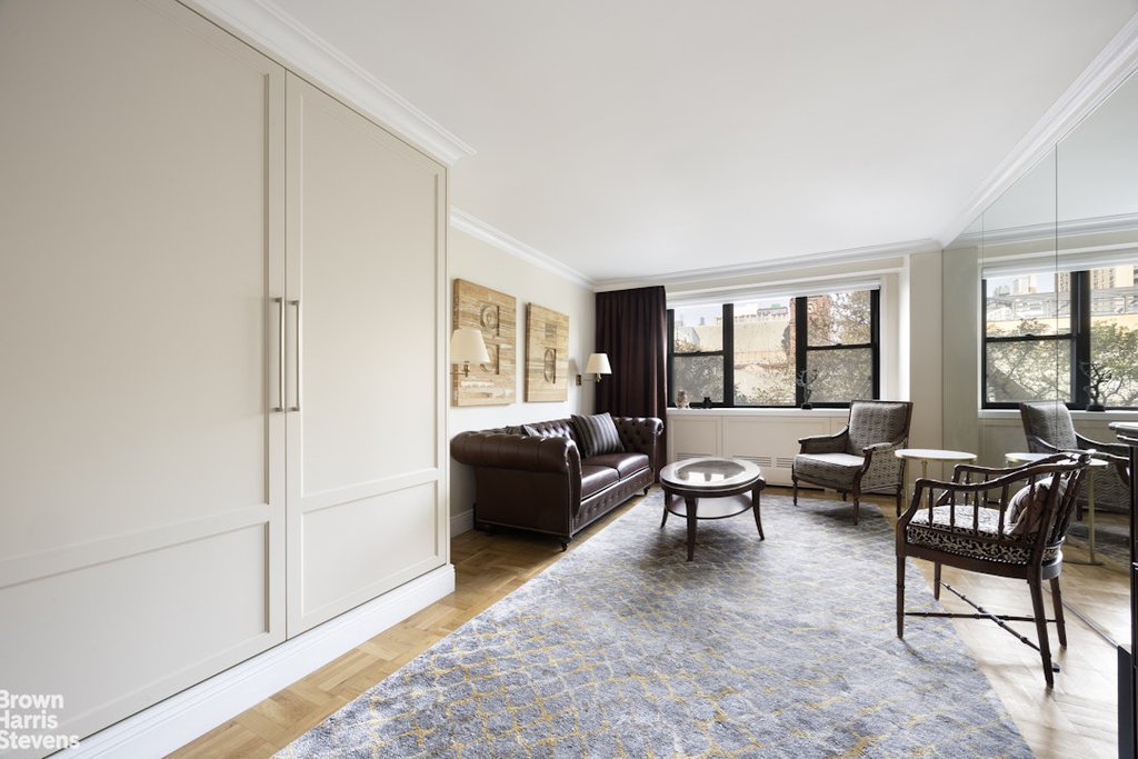 230 East 15th Street, Unit 5R photo 2