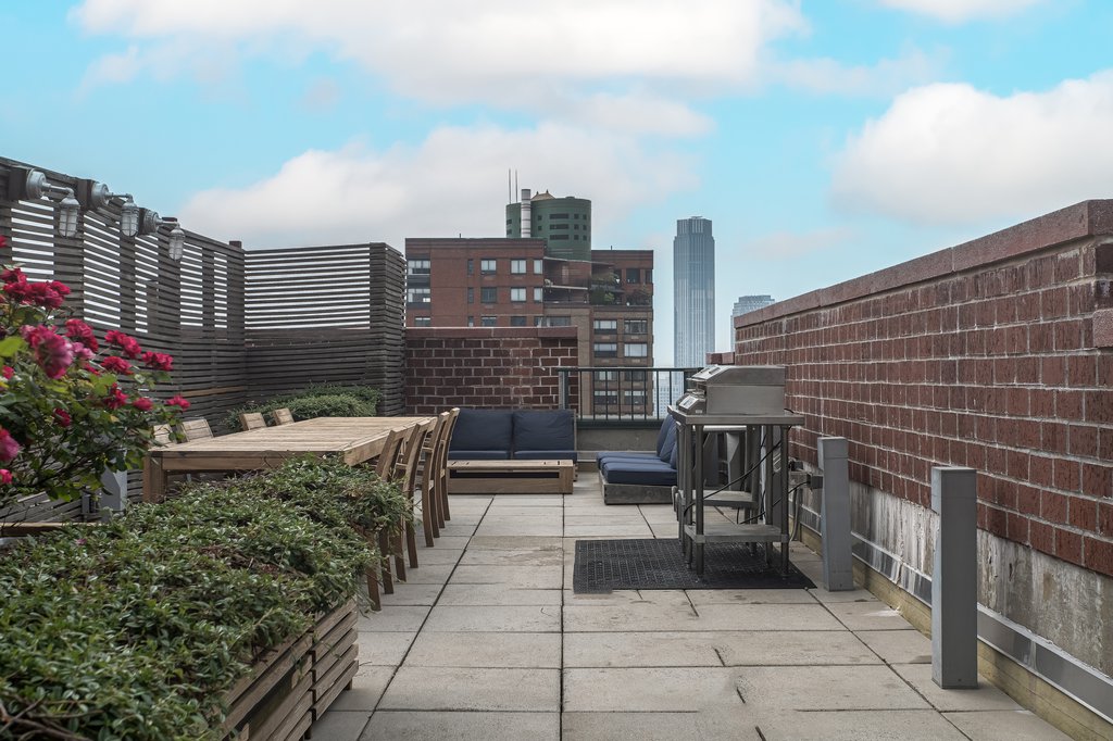 225 Rector Place, Unit 9J photo 13