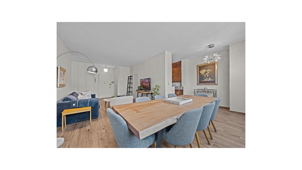 555 Kappock Street, Unit 4J photo 3