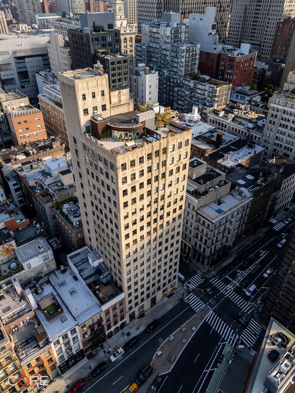 90 Franklin Street, Unit PH photo 2