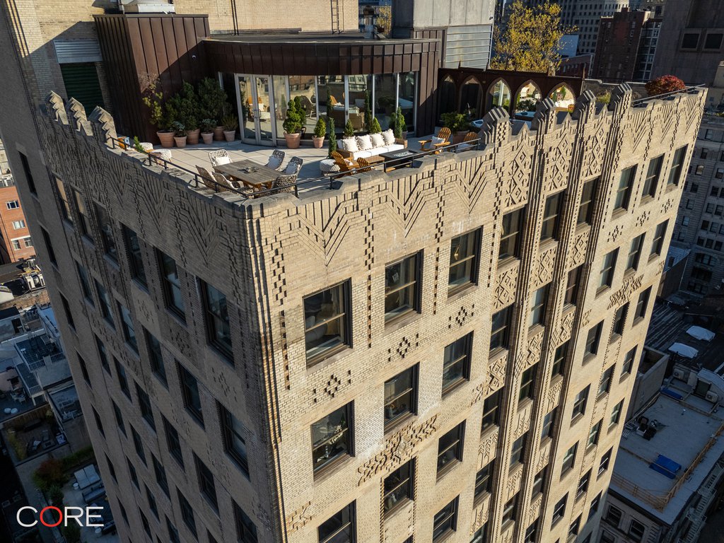 90 Franklin Street, Unit PH photo 18
