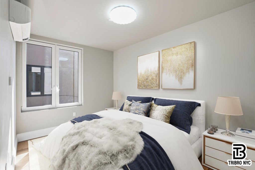 129 Russell Street, Unit 1E photo 2