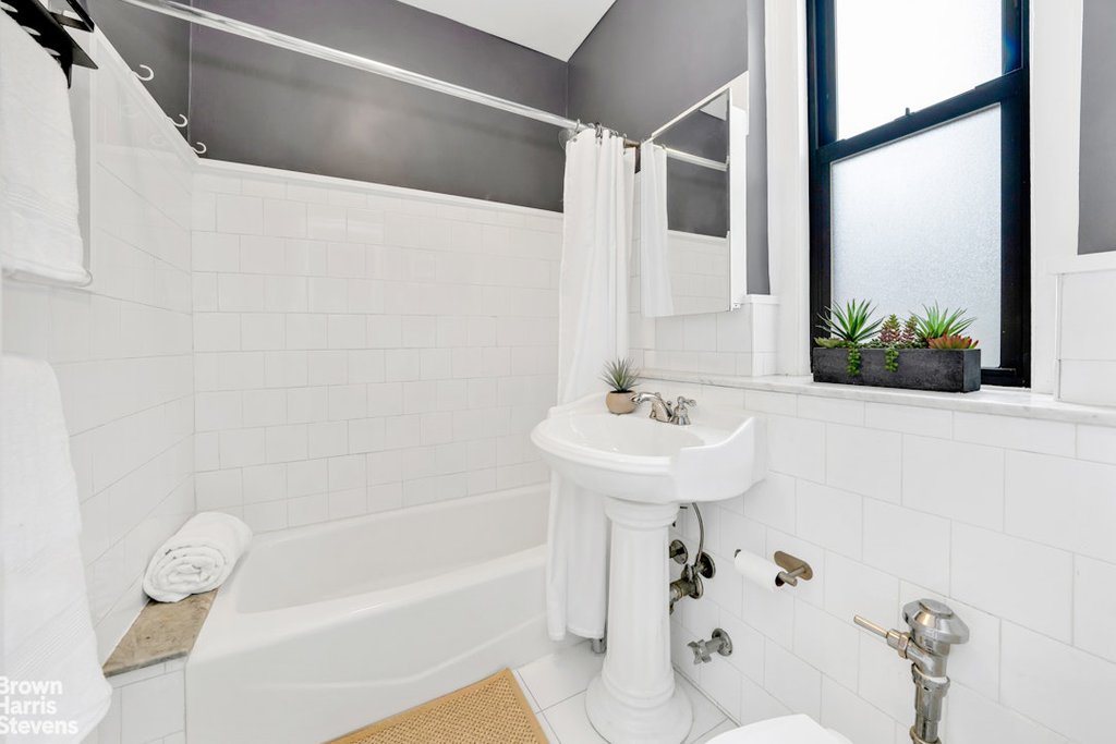 99 East 4th Street, Unit 4G photo 8