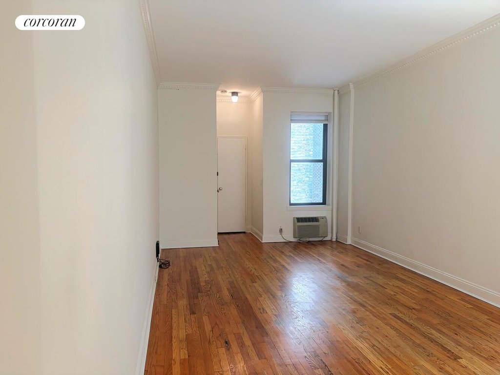 20 East 88th Street, Unit 4B photo 6