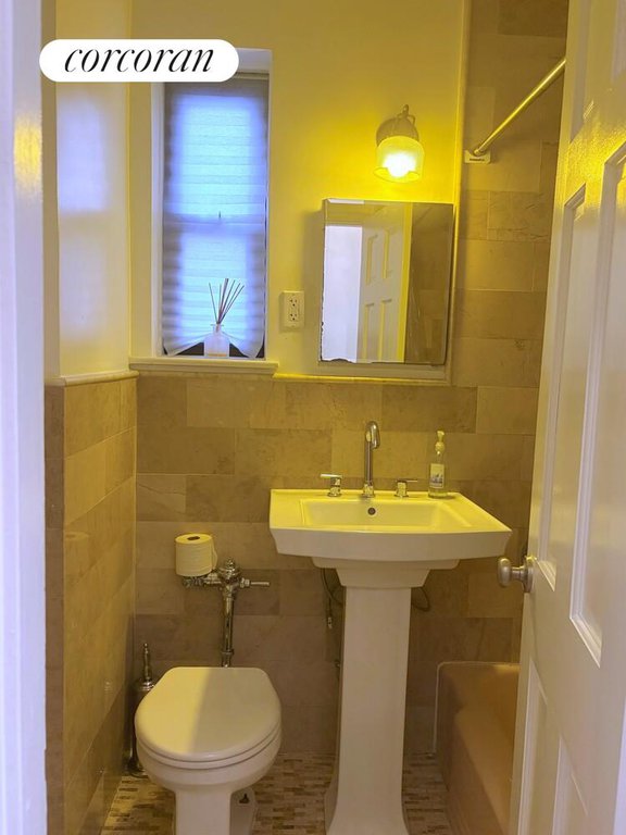 20 East 88th Street, Unit 4B photo 11