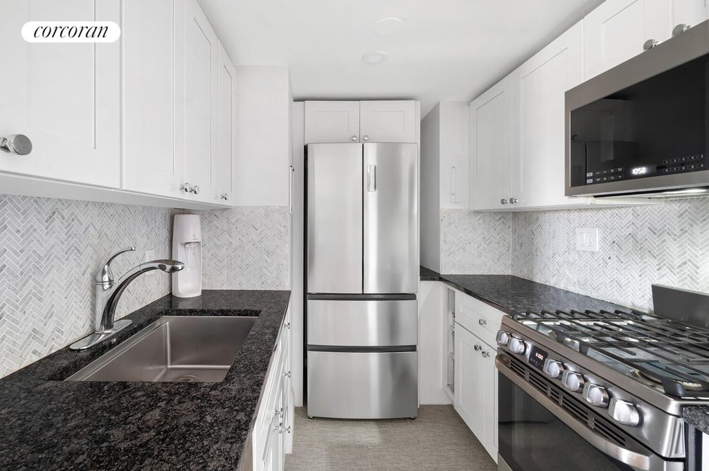 111 Hicks Street, Unit 9L photo 3