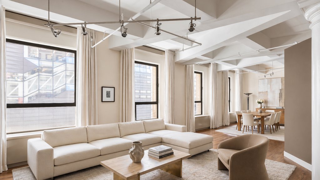 74 Fifth Avenue, Unit 4A