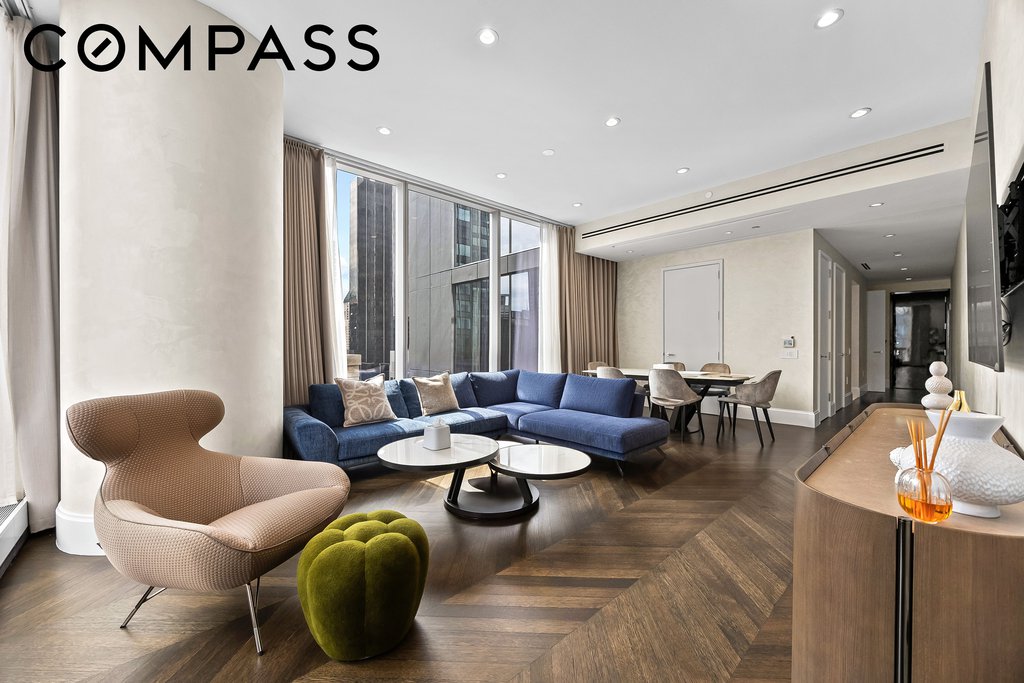 217 West 57th Street, Unit 36D photo 2