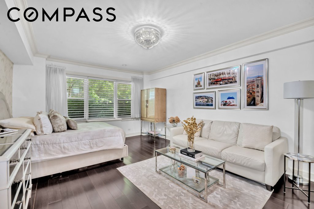 310 East 49th Street, Unit 1E photo 3
