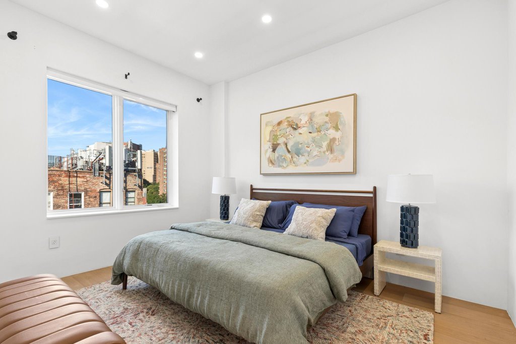 355 East 19th Street, Unit PH photo 9