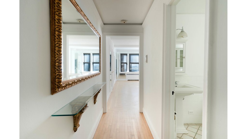 400 East 59th Street, Unit 3H photo 11