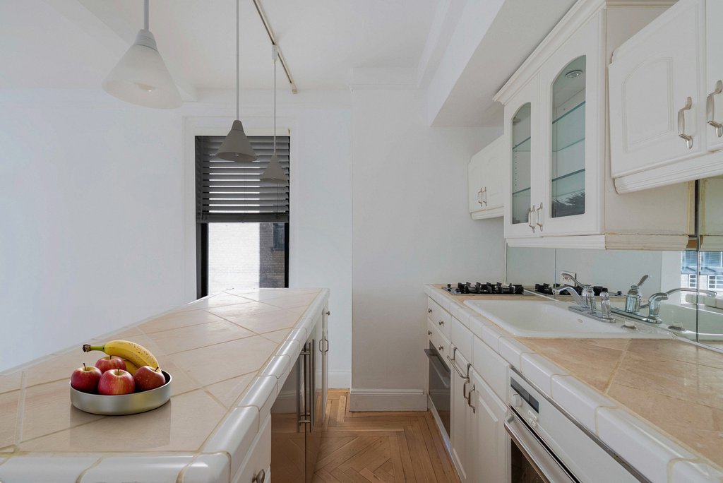 400 East 59th Street, Unit 3H photo 9