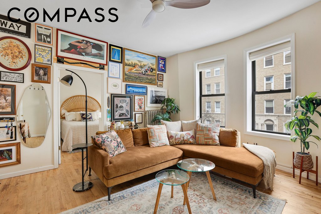 242 West 104th Street, Unit 4EF photo 2