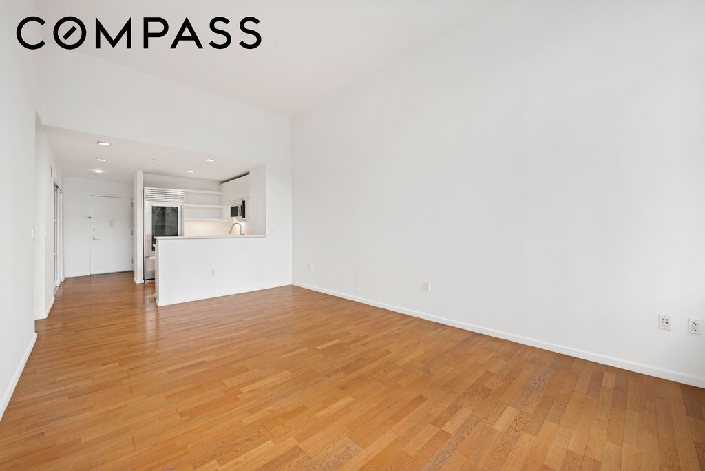 635 West 42nd Street, Unit 2H photo 5