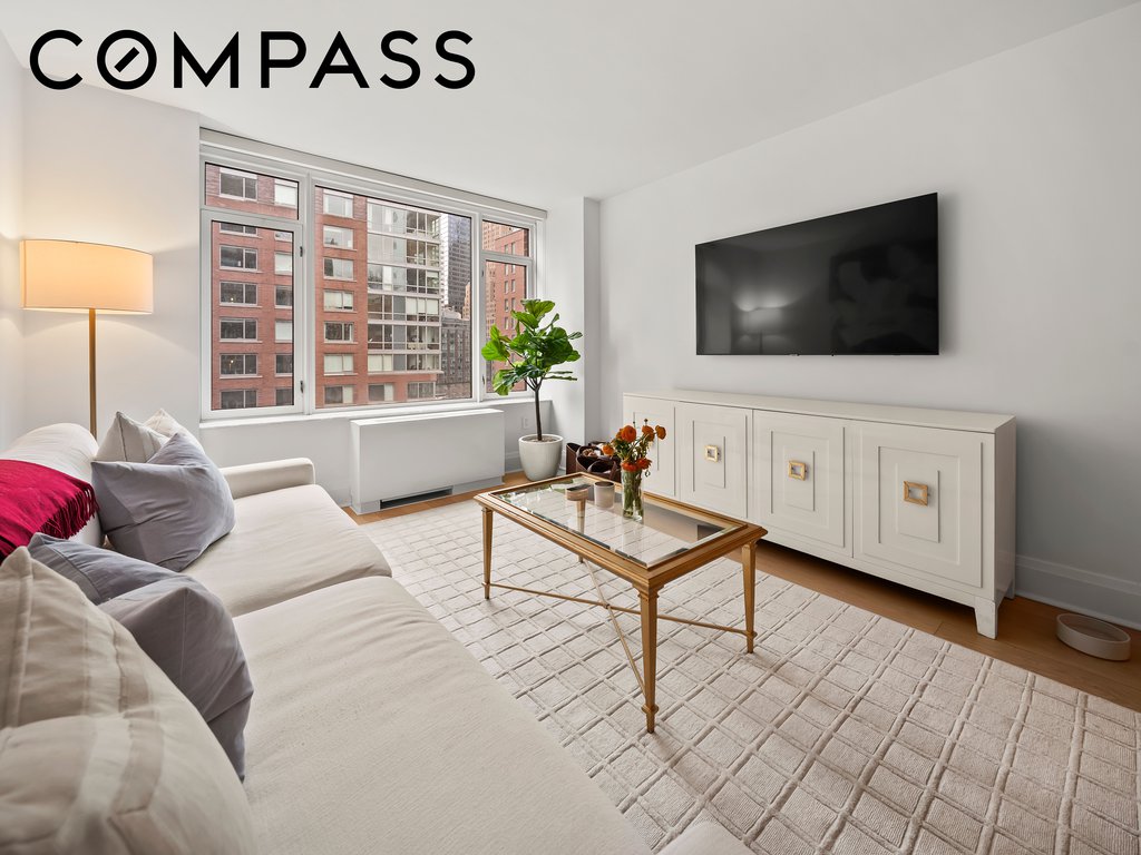 210 Warren Street, Unit 9F photo 3