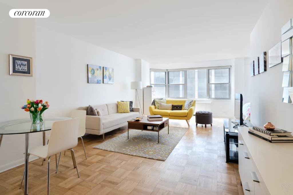 77 West 55th Street, Unit 15C